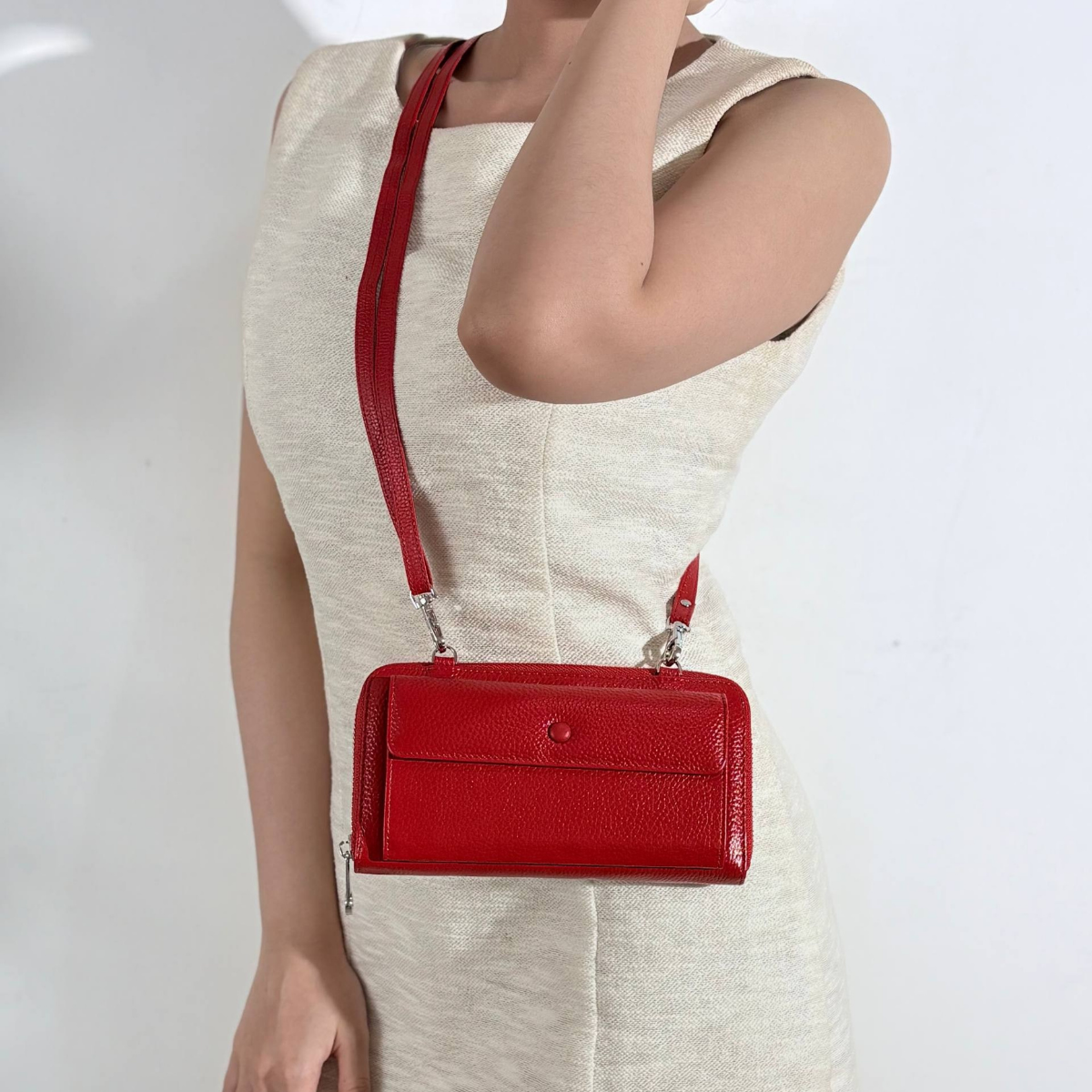 DITHA RED ON MODEL4