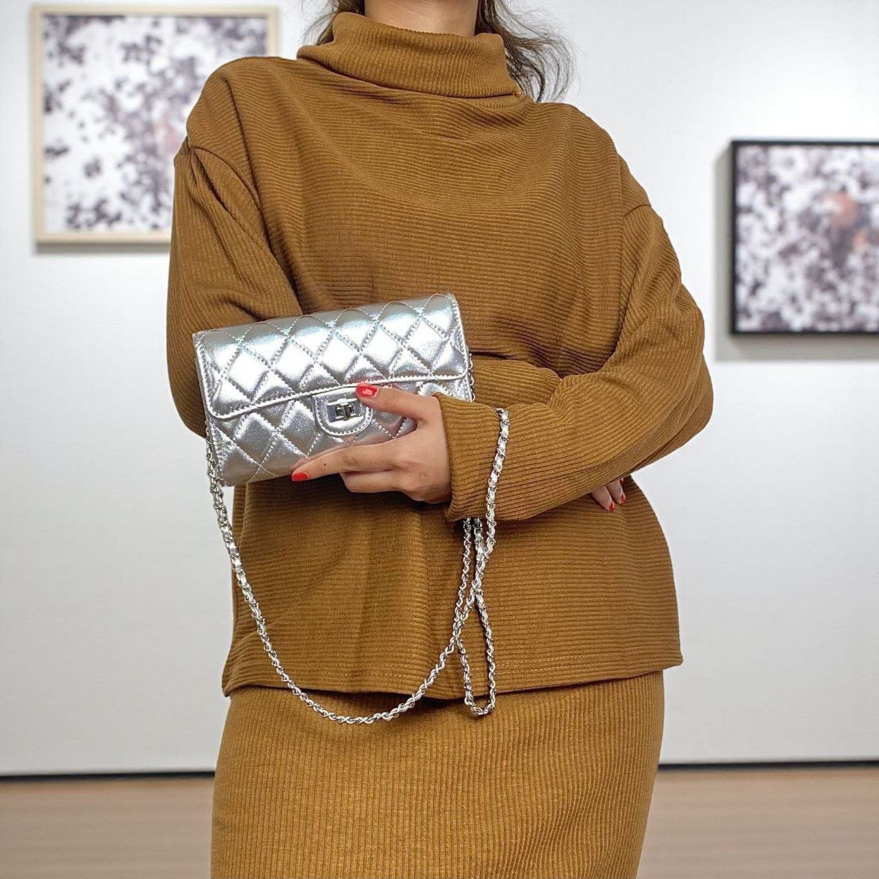 Vikra Silver.jpg 28jpg