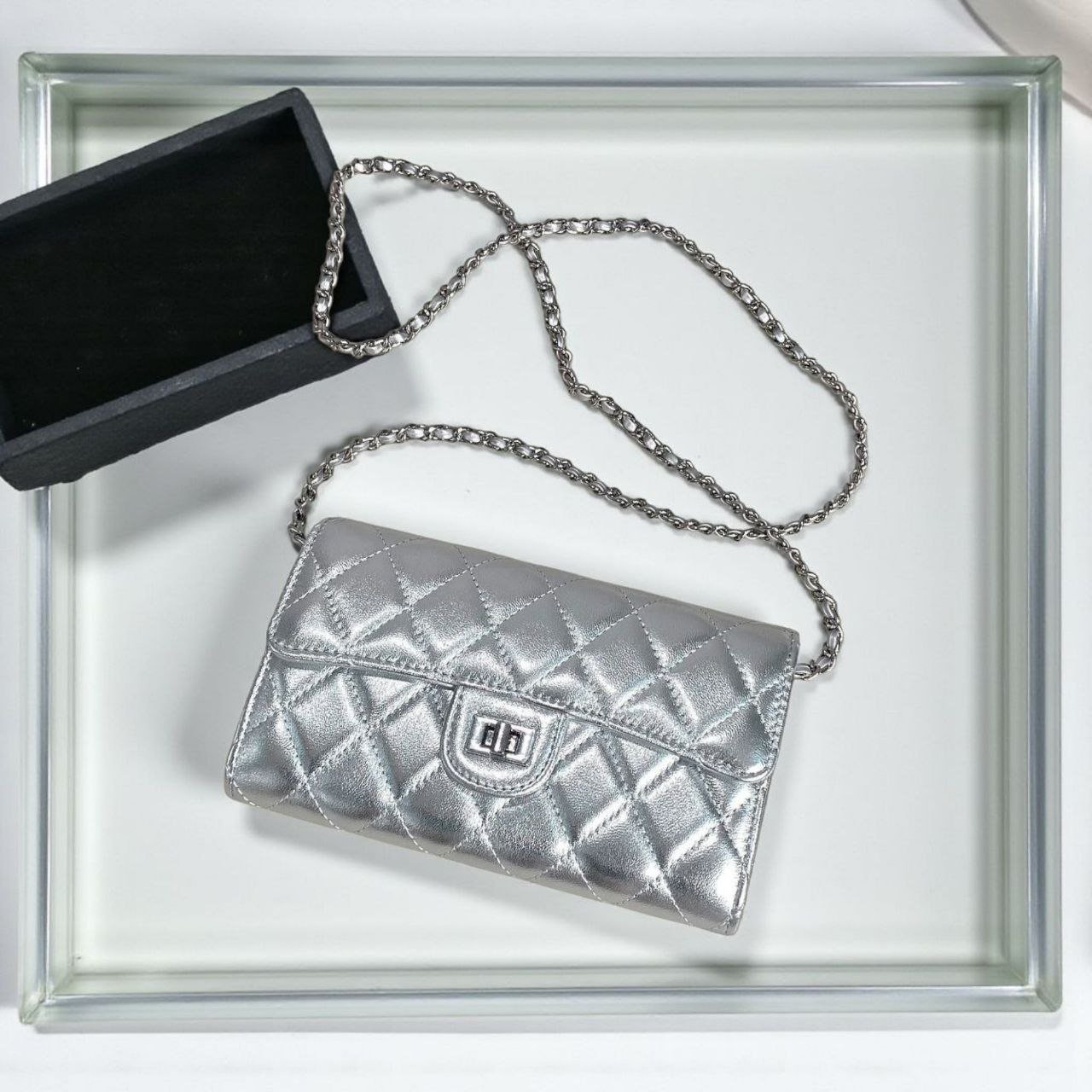 Vikra Silver.jpg 40pg