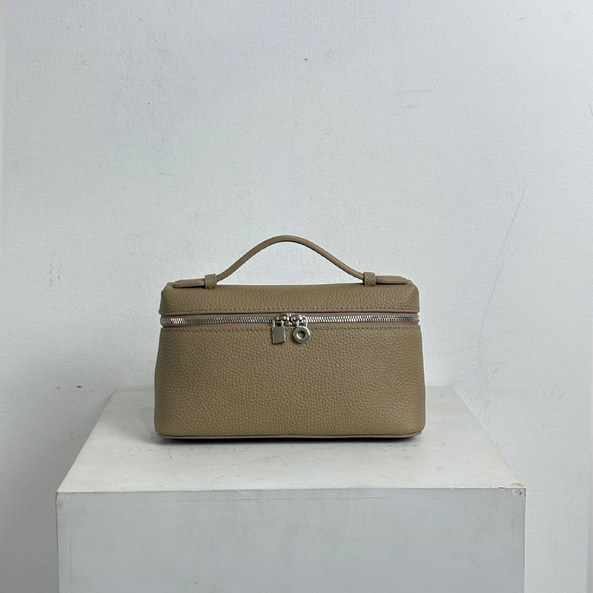 dalas taupe.png 10png