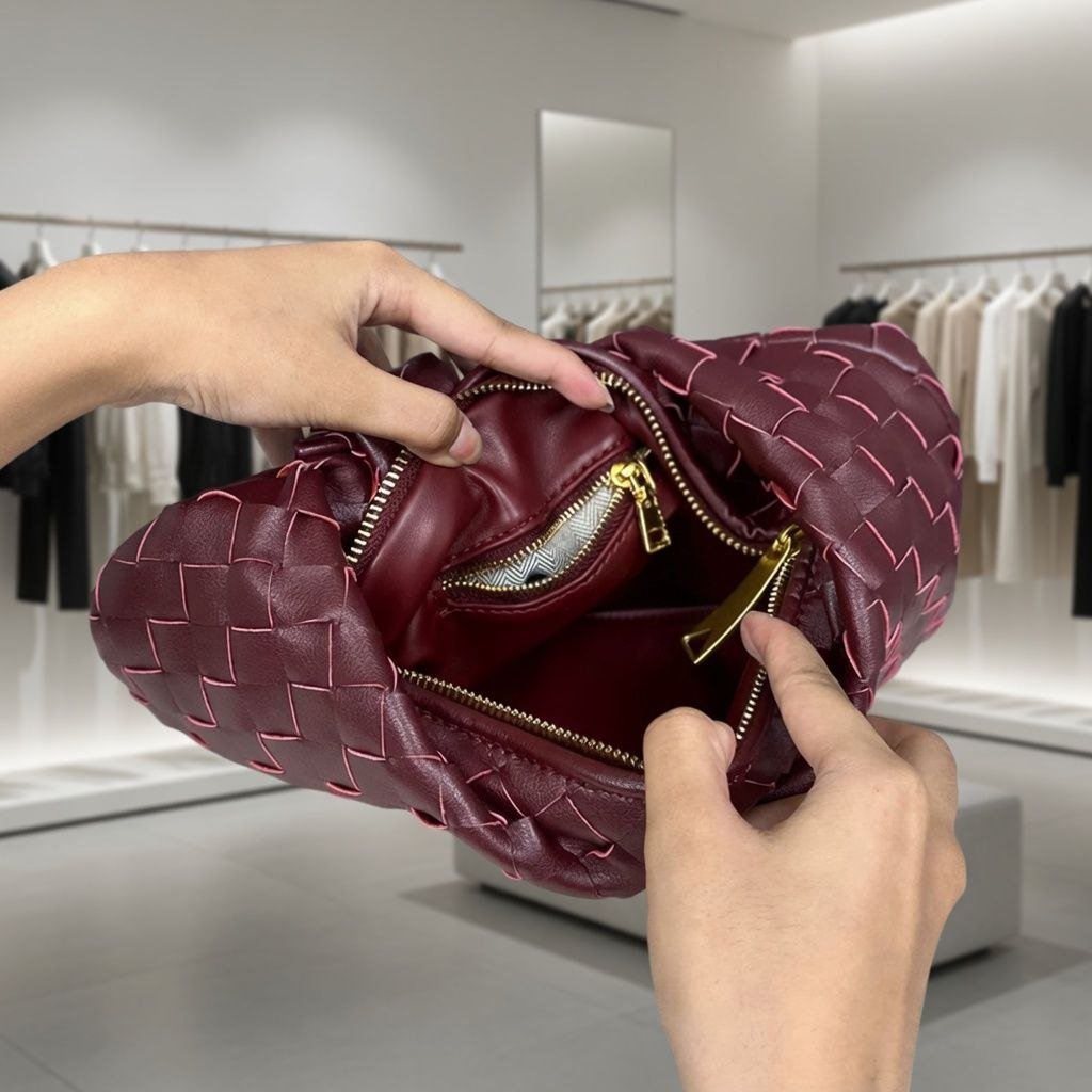 alfa maroon.jpg 3