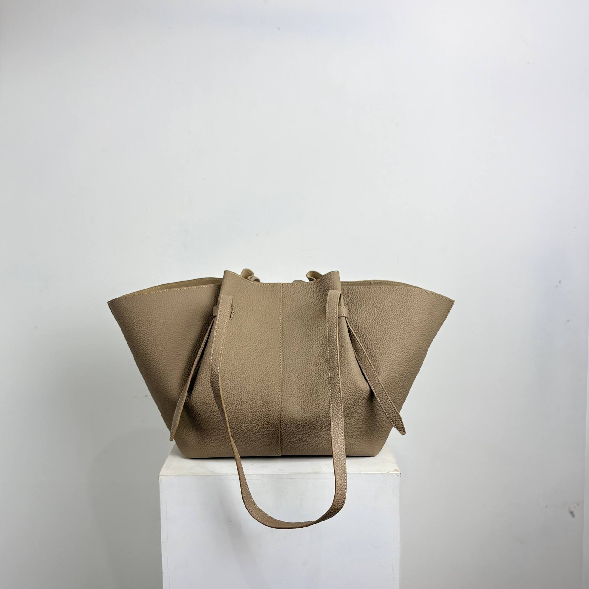 VELICE TAUPE.png 3
