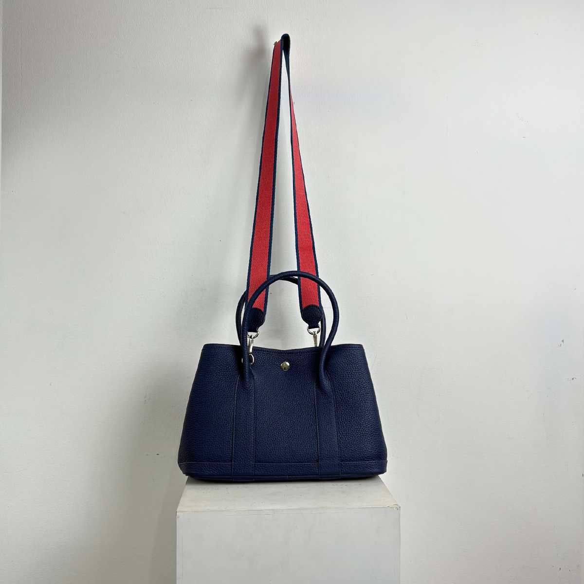 RAENA DARK BLUE.png 8