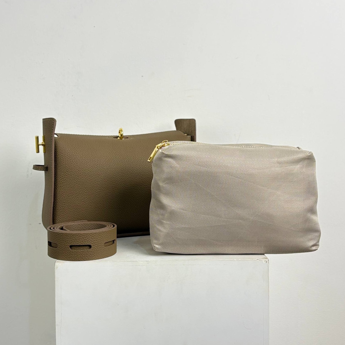 VILA TAUPE 4