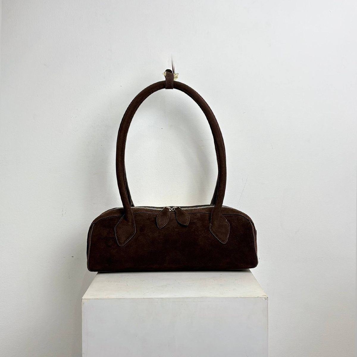 faransa suede dark brown.png 4png