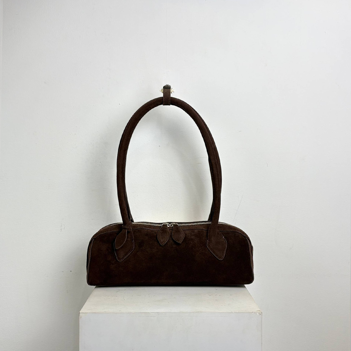 faransa suede dark brown.png 9png
