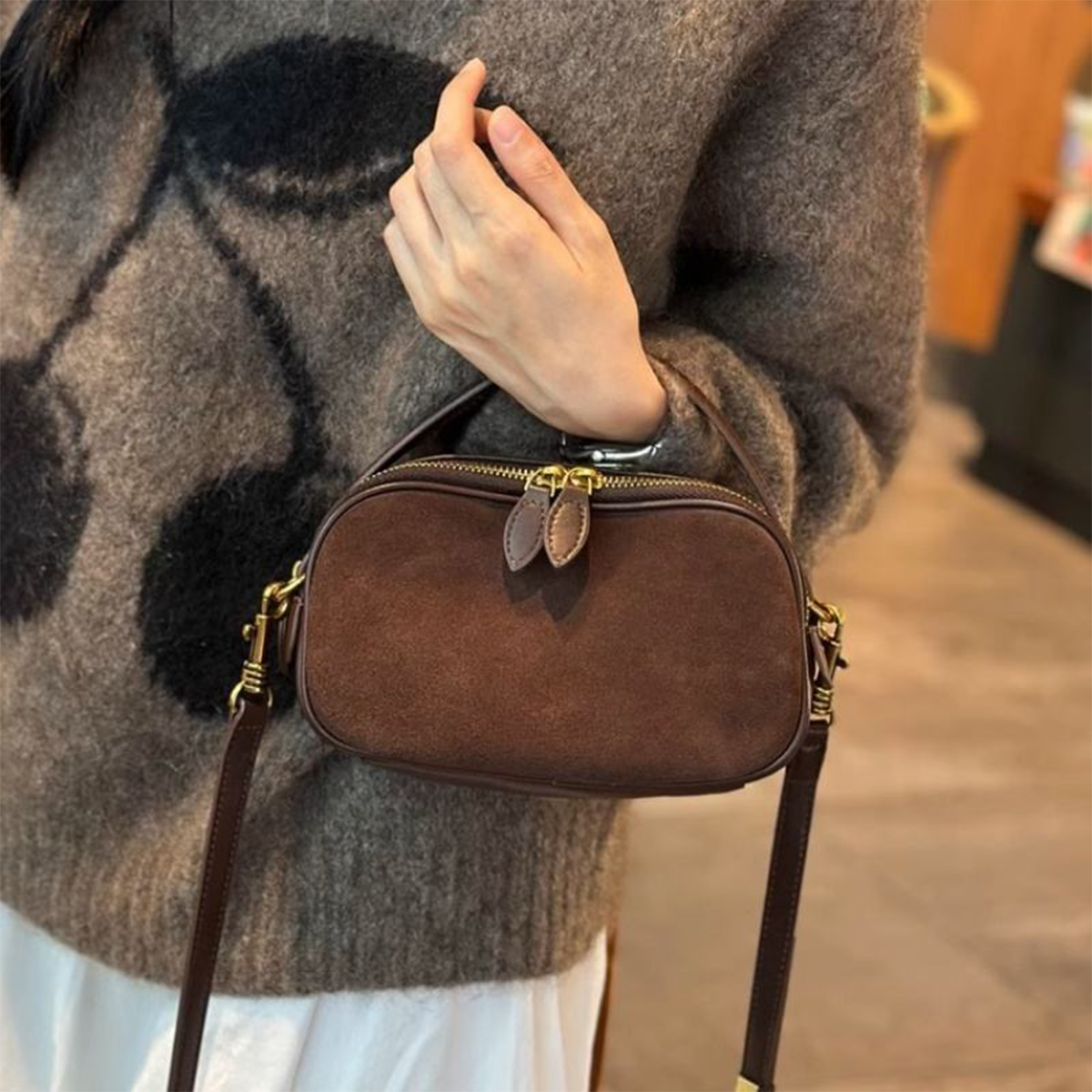 genta dark brown