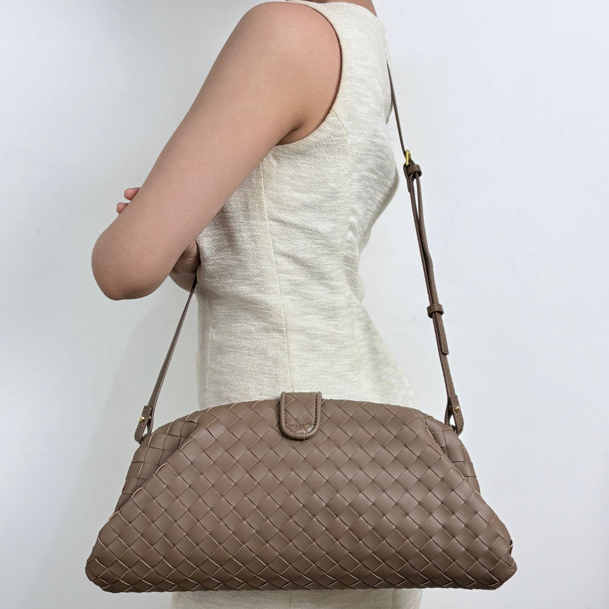 TALIA TAUPE ON MODEL 6