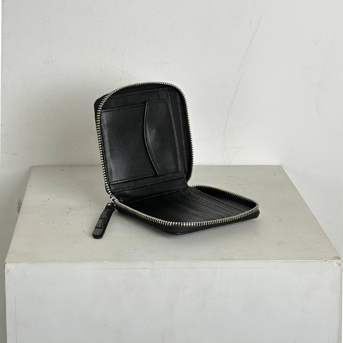 arka black croco.png4