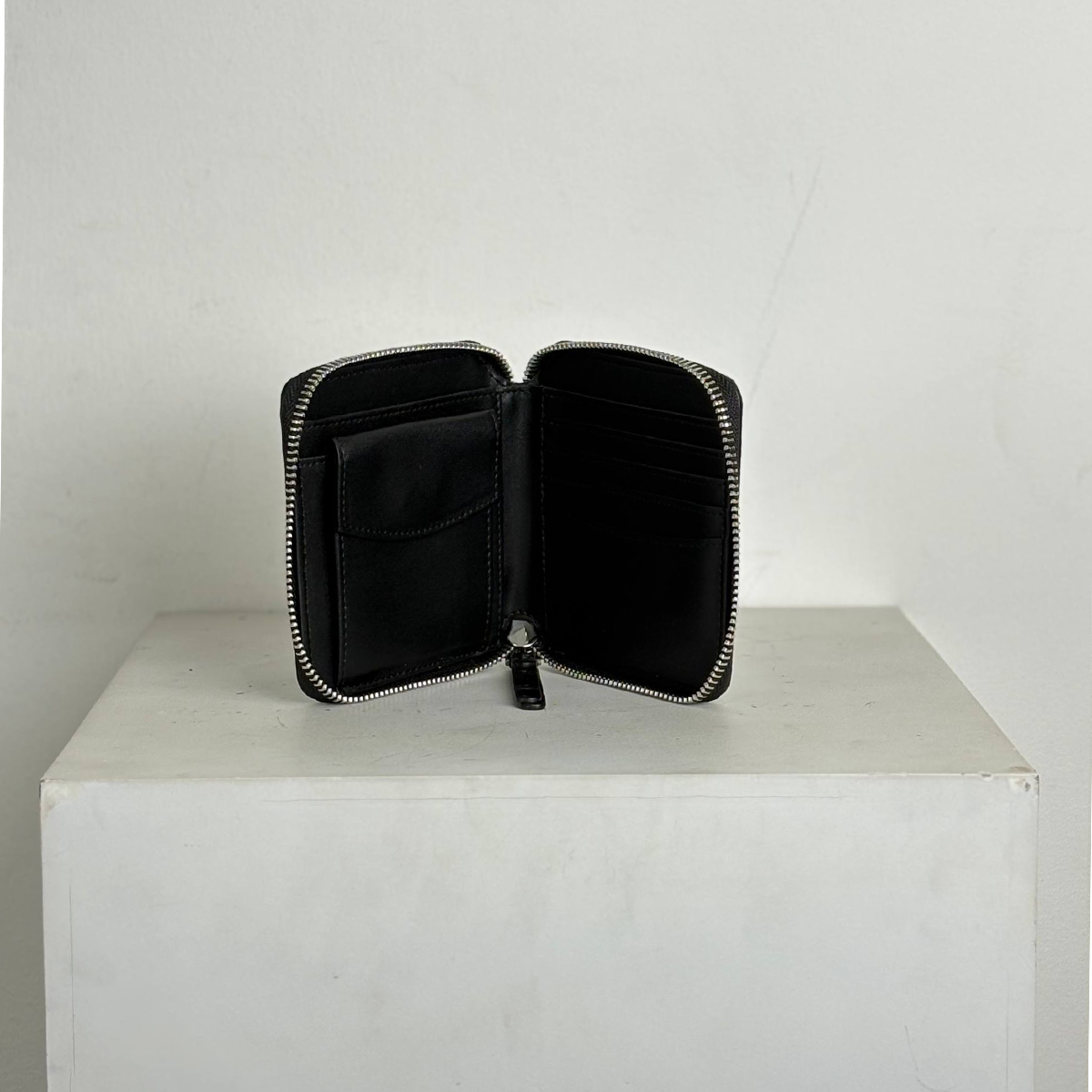 arka black croco.png5