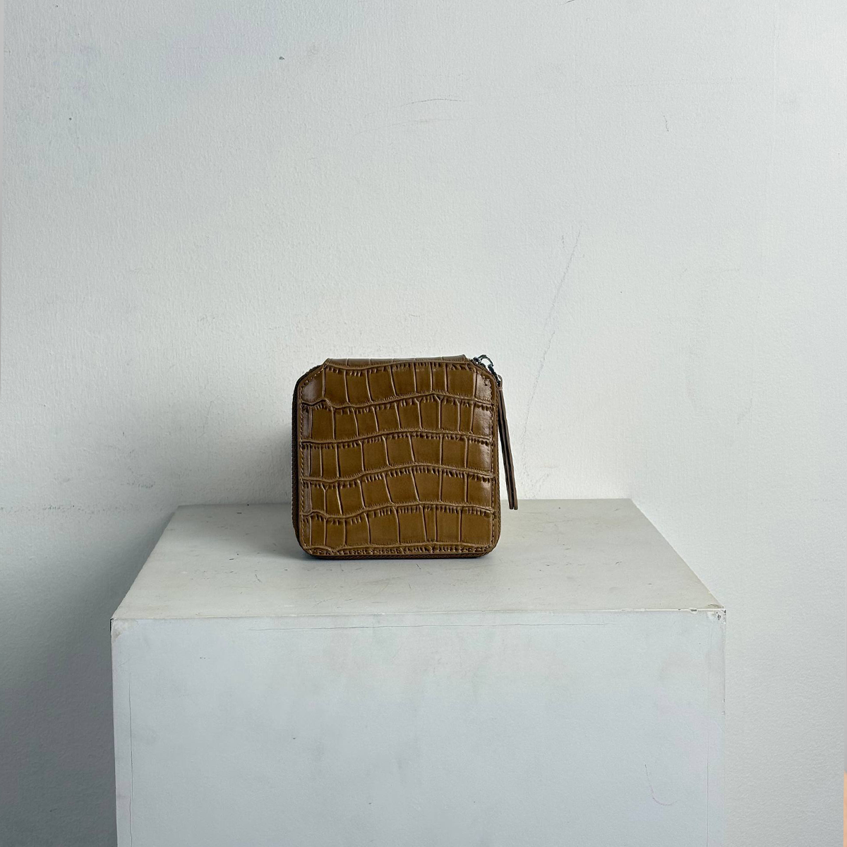 arka brown croco.png8