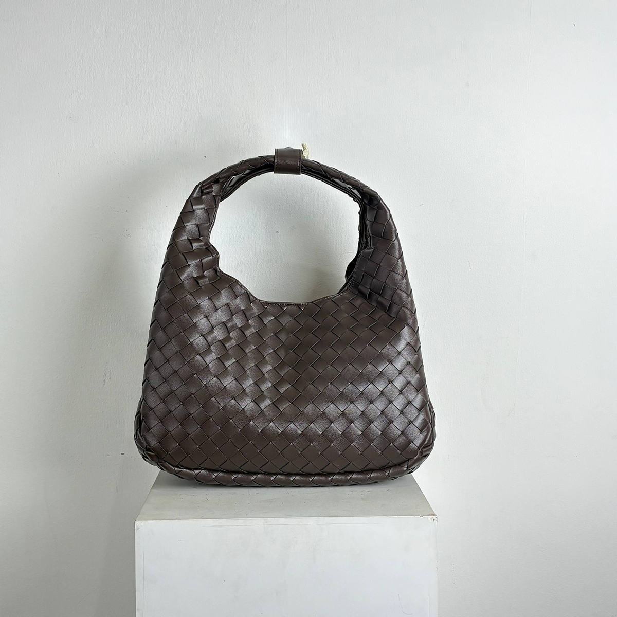 gahyaka dark brown.png 10
