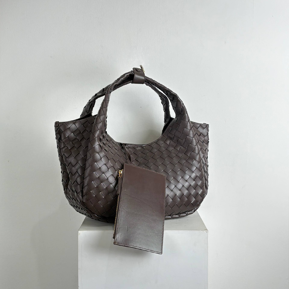 gahyaka dark brown.png 6