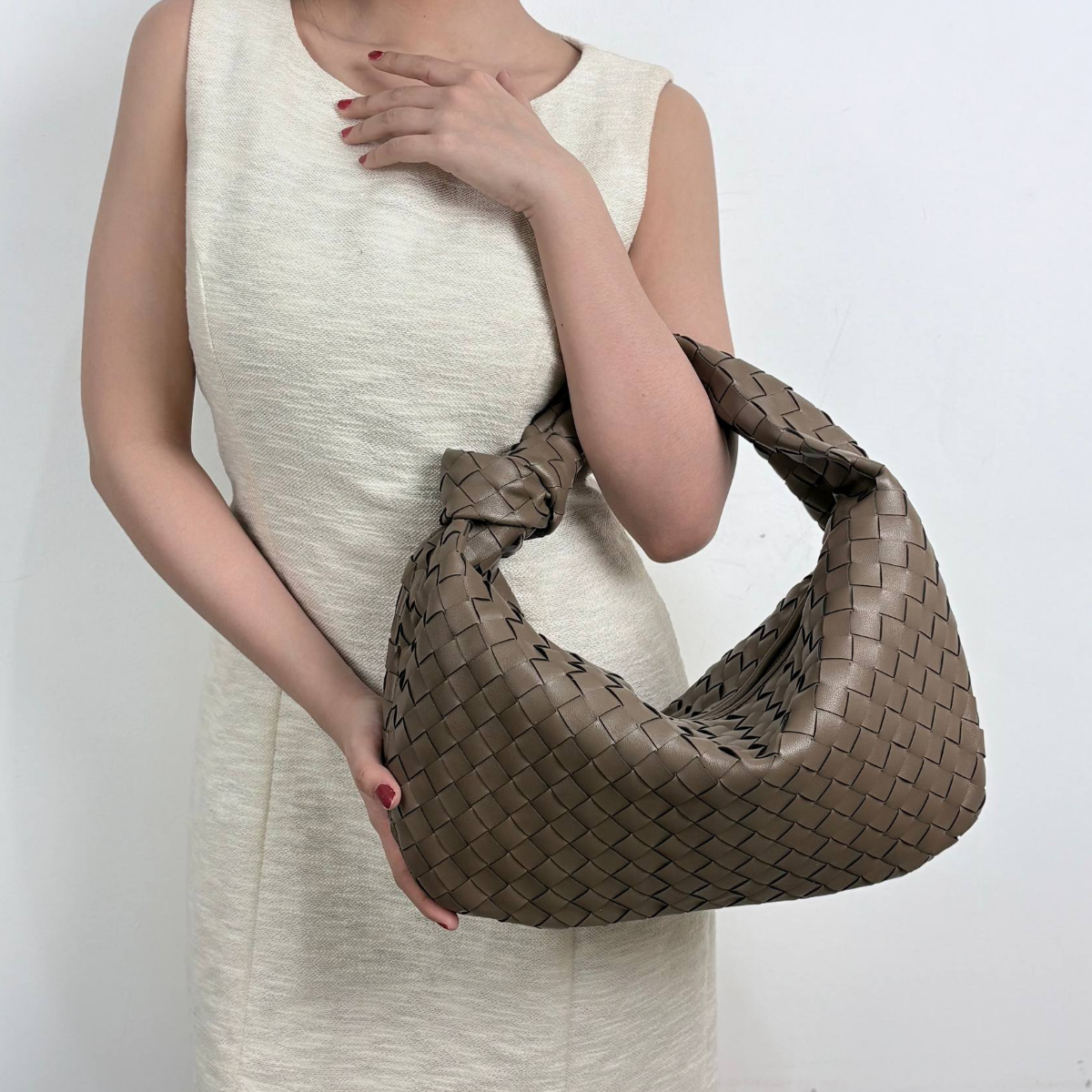 YAZA TAUPE ON MODEL