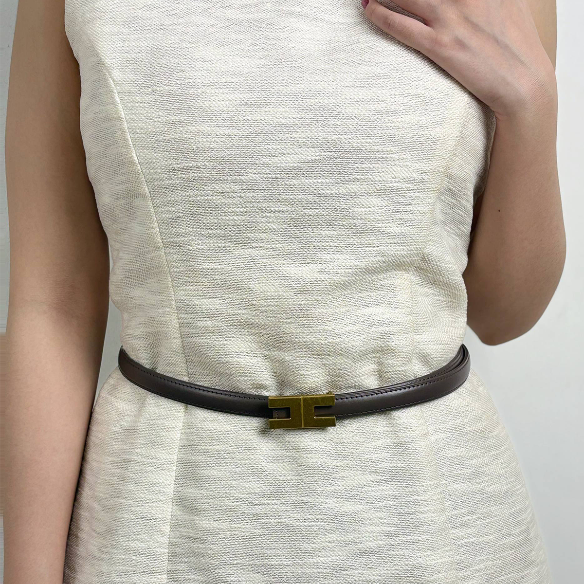 HETVI GREY