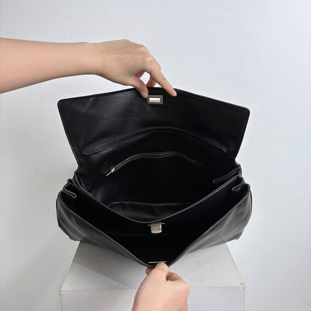 big zarya black hw silver