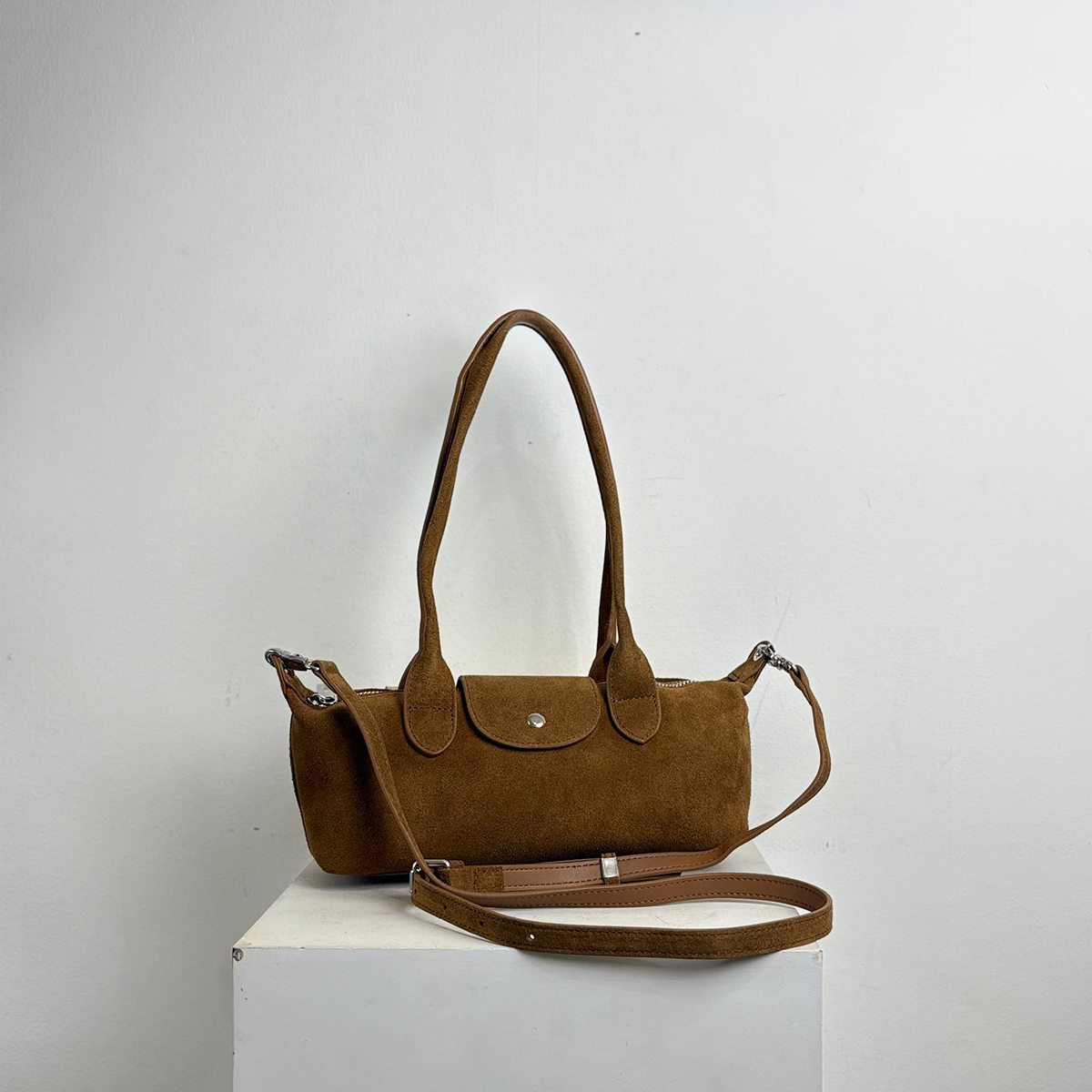 CORA SUEDE CARAMEL.png 3