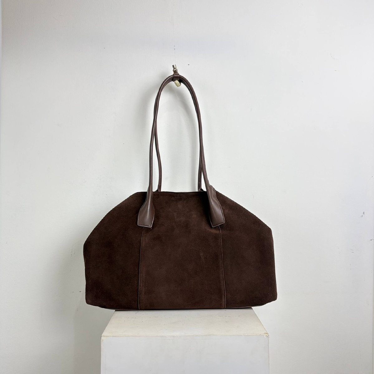 madira suede dark brown.png 5png
