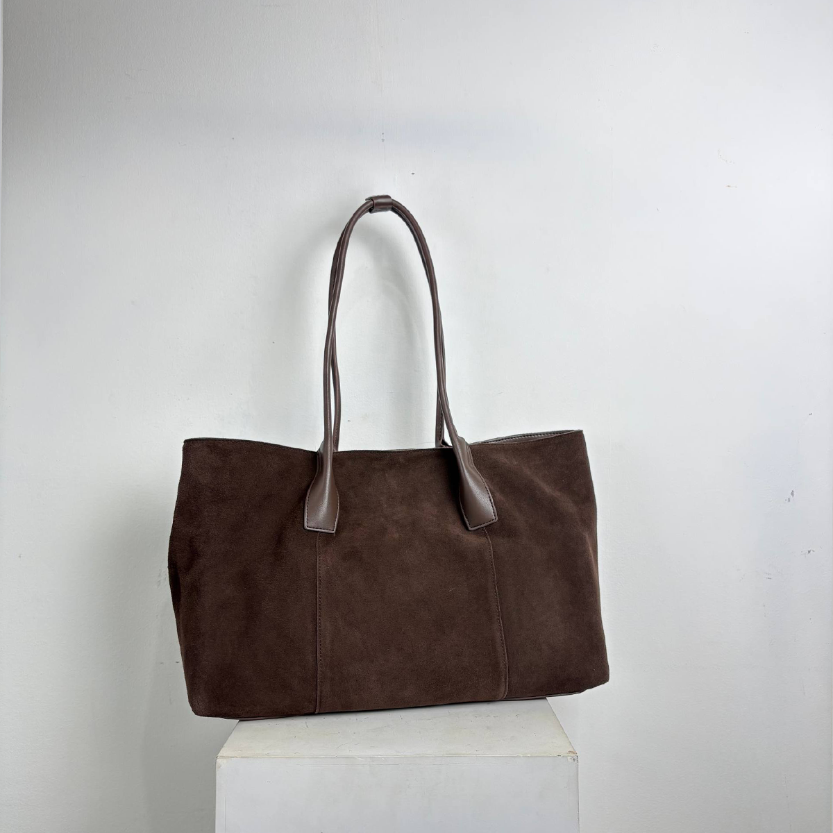 madira suede dark brown.png 6png